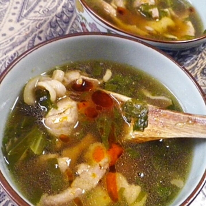 セロリ豚の中華風スープ